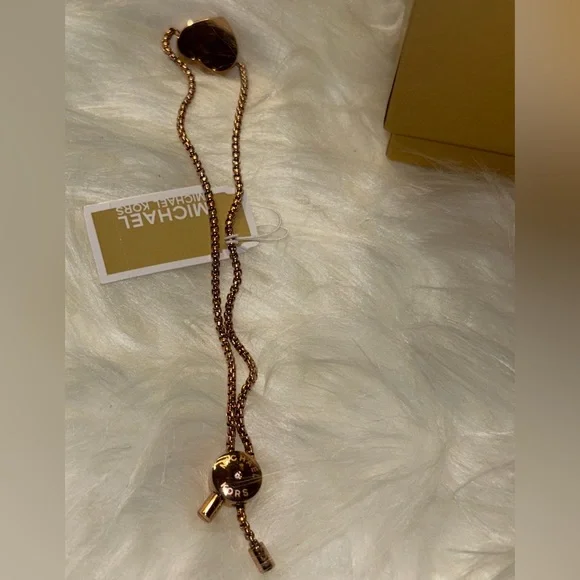 💕Michael Kors Rose Gold Heart Charm Bracelet - Picture 5 of 9